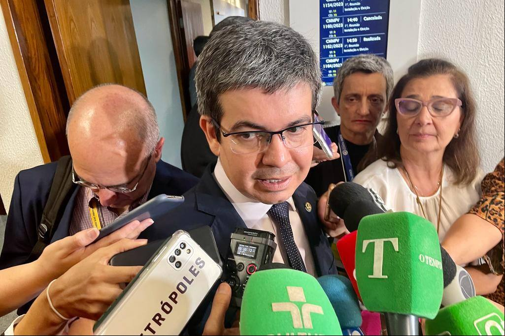 Randolfe Rodrigues decidiu sair da Rede Sustentabilidade e é sondado por três partidos