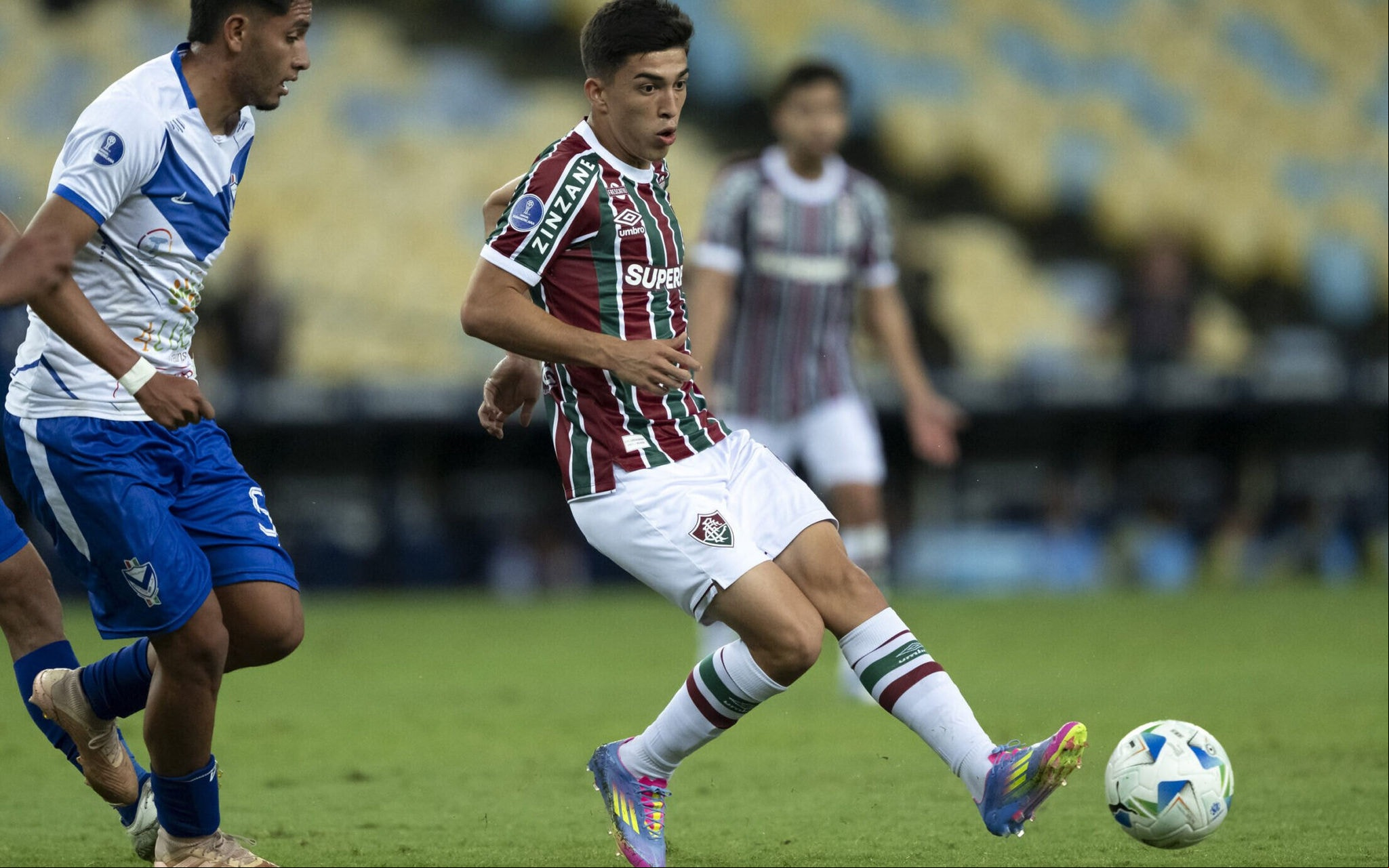 Ruben Lezcano em campo pelo Fluminense na Sul-Americana (Foto: Jorge Rodrigues/AGIF)