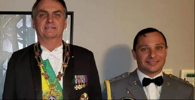 Mauro Cid foi preso em operação que mira também Bolsonaro por suspeita de falsificação de cartão de vacina