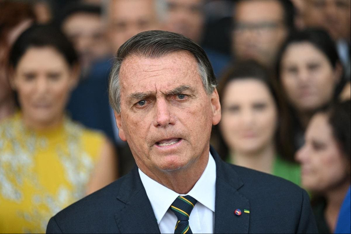 Jair Bolsonaro chega nesta quinta, será recebido pela PF na pista de pouso e não poderá usar saguão principal