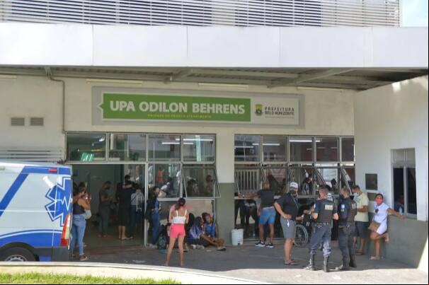 Prefeitura de BH atrasou salário de abril para profissionais contratados temporariamente e terceirizados